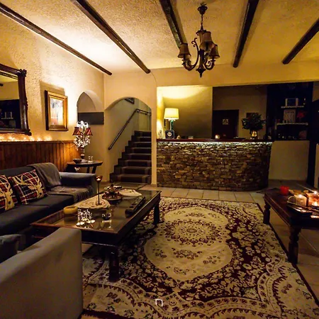 מלון Fanaras קלבריטה