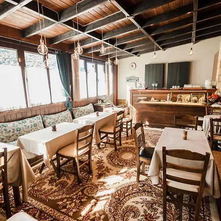 Hotell Fanaras Kalavryta