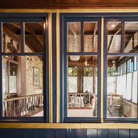 Hotel Fanaras Kalawrita